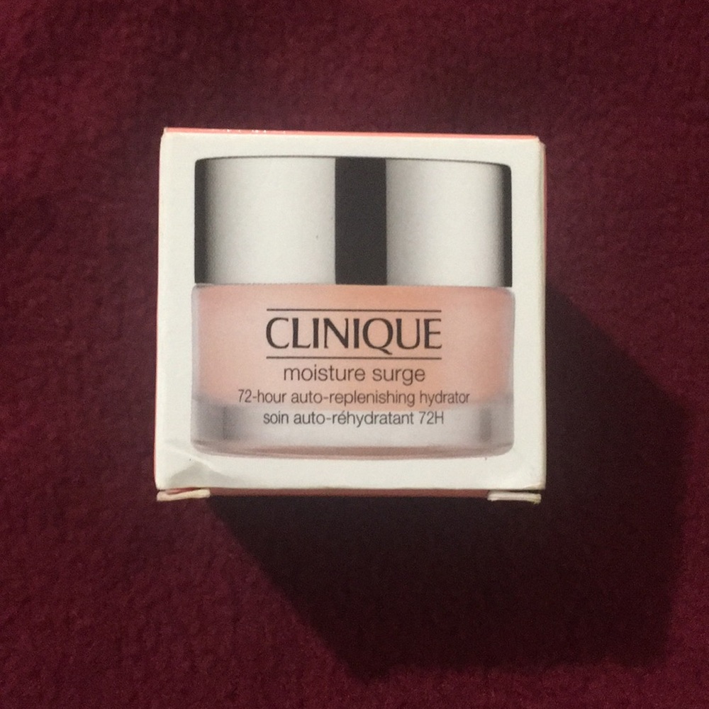 Clinique Moisture Surge